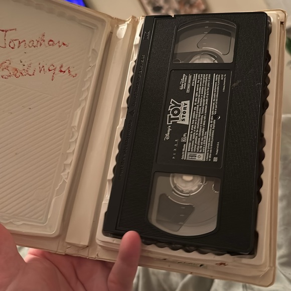 Disney’s Toy Story 1994 vhs. - Picture 2 of 2